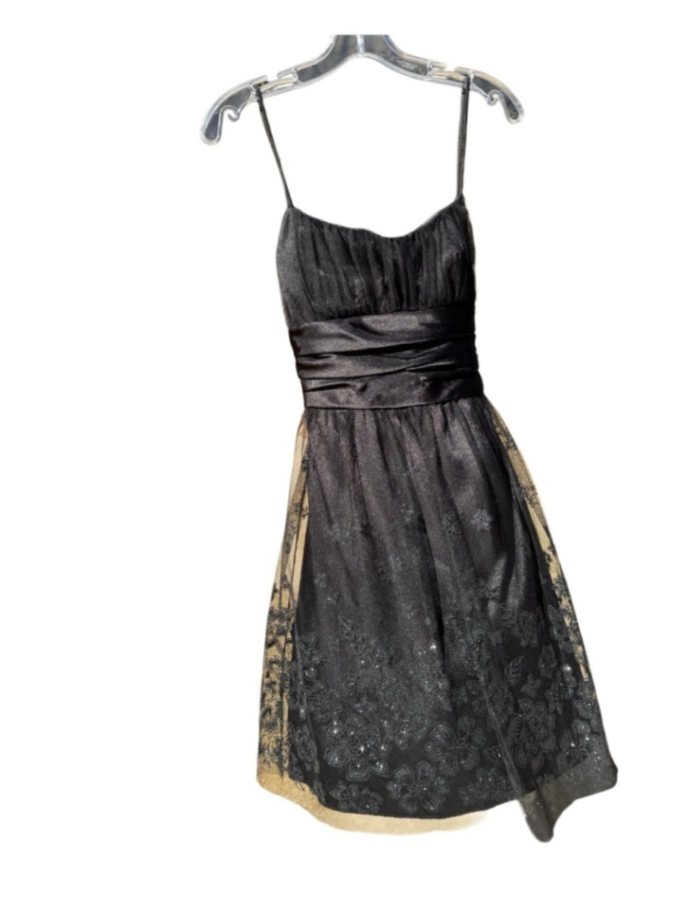 Stunning Black Cocktail Dress - Elegant Floral Glitter